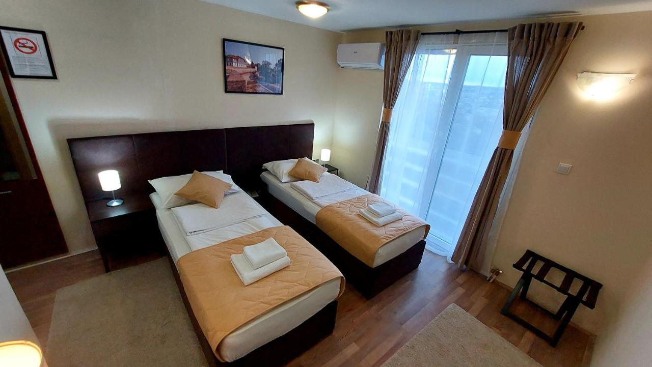 Hotel Panorama 3*